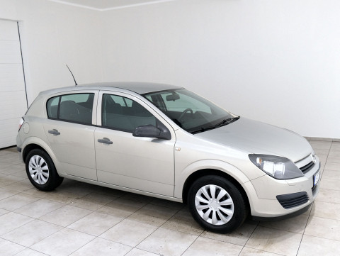 Opel Astra Elegance - Photo