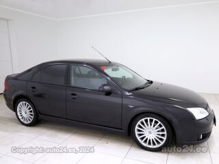 Ford Mondeo ST220 - Photo