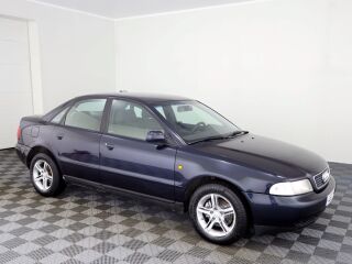 Audi A4 Comfortline 1.8 92kW