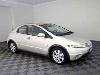 Honda Civic Elegance 1.8 103kW
