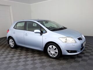 Toyota Auris Linea Sol ATM 1.4 D-4D 66kW