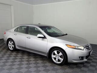 Honda Accord Elegance 2.0 115kW