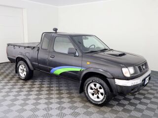 Nissan Pickup 4x4 2.5 dCi 76kW