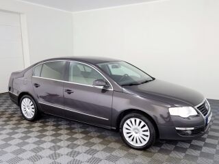 Volkswagen Passat Comfortline Facelift ATM 1.8 118kW