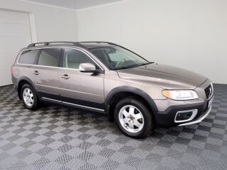 Volvo XC70 Summum ATM 2.4 D5 136kW