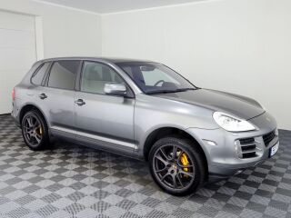 Porsche Cayenne Platinum Facelift ATM 3.0 TDI 176kW