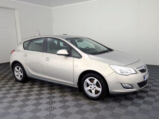 Opel Astra Elegance 1.7 CDTi 92kW