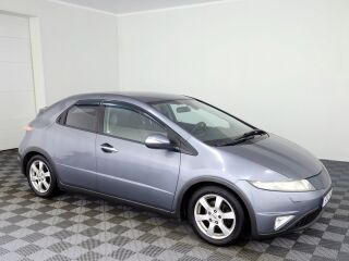 Honda Civic Elegance 1.8 103kW