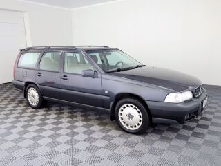 Volvo XC70 Summum AWD ATM 2.4 142kW