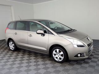 Peugeot 5008 Elegance 1.6 115kW