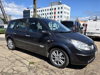 Renault Grand Scenic Privilege 2.0 99kW