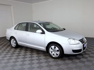 Volkswagen Jetta Comfortline 1.6 75kW