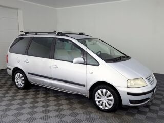 Volkswagen Sharan Comfortline 1.9 TDI 96kW