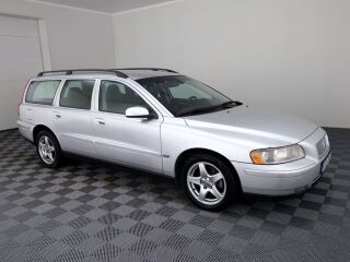 Volvo V70 Summum Facelift 2.4 D5 93kW