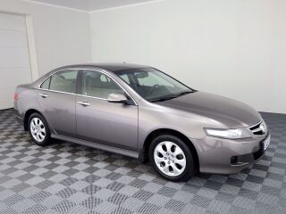 Honda Accord Luxury Facelift ATM 2.0 114kW