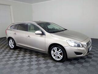 Volvo V60 Summum ATM 1.6 D4 84kW