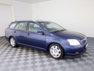 Toyota Avensis Linea Sol 2.0 108kW