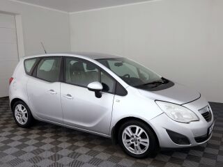 Opel Meriva Elegance 1.4 74kW