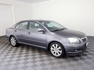 Toyota Avensis Linea Sol Facelift 2.0 108kW